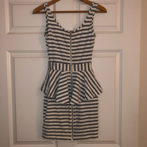 bebe Gray & White stripe mid thigh peplum dress. - Picture 2 of 2